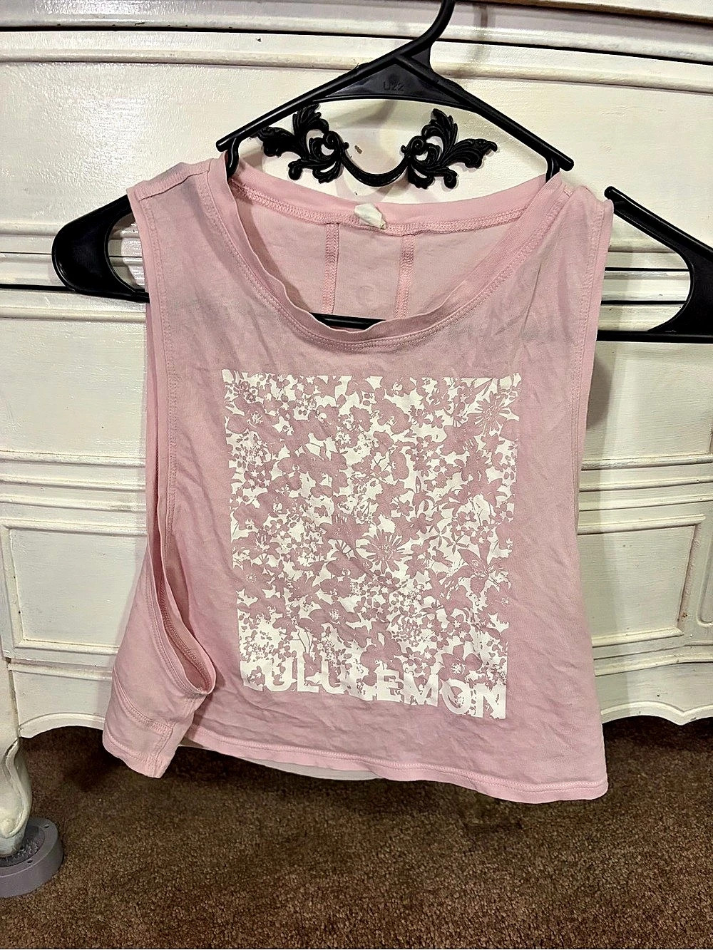 Lululemon RevealKnit Floral Cropped Tank Top Pink